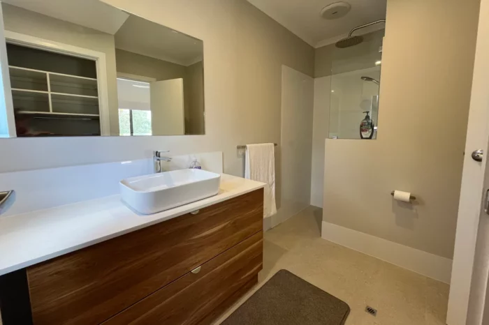 Master ensuite Dunsborough
